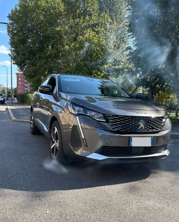 【米兰】出售Peugeot 3008