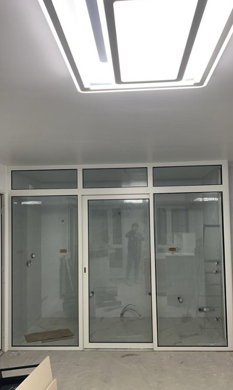 【小巴黎】专业制作卷门、铁门、灯箱雨棚等