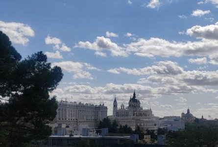 【米兰】Porta Venezia附近十多年美甲/修脚/推拿老店转让或合伙