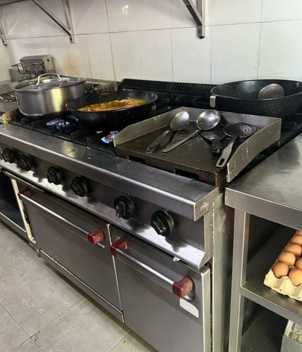 【Móstoles】二手炉头出售（6火头+烤箱，500€，自取）