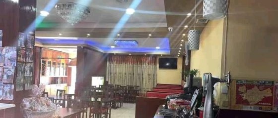 【马德里近郊】18年老店餐馆酒吧转让（240平，租金1350€含IVA）