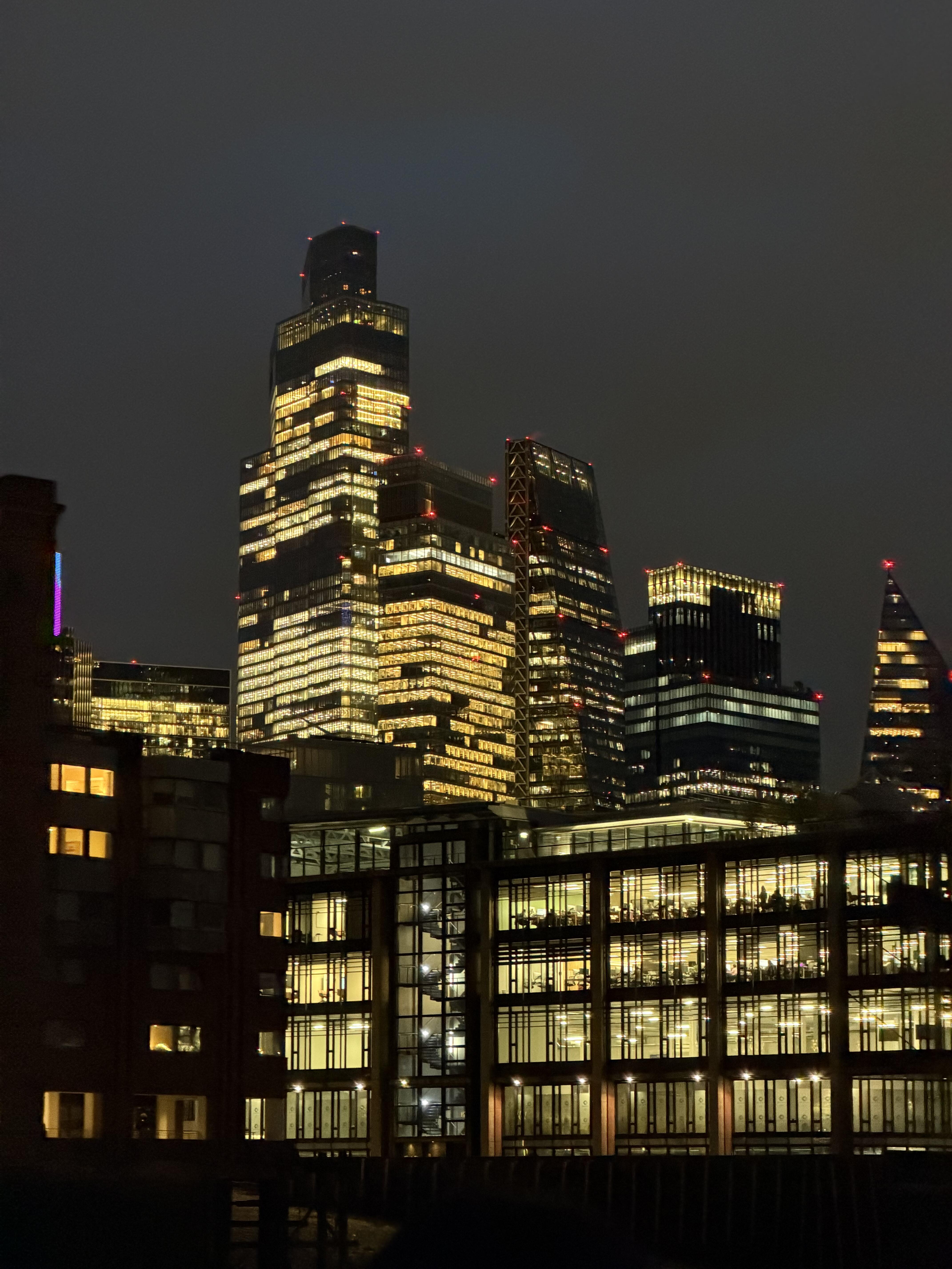 伦敦夜景夯爆了哈哈哈