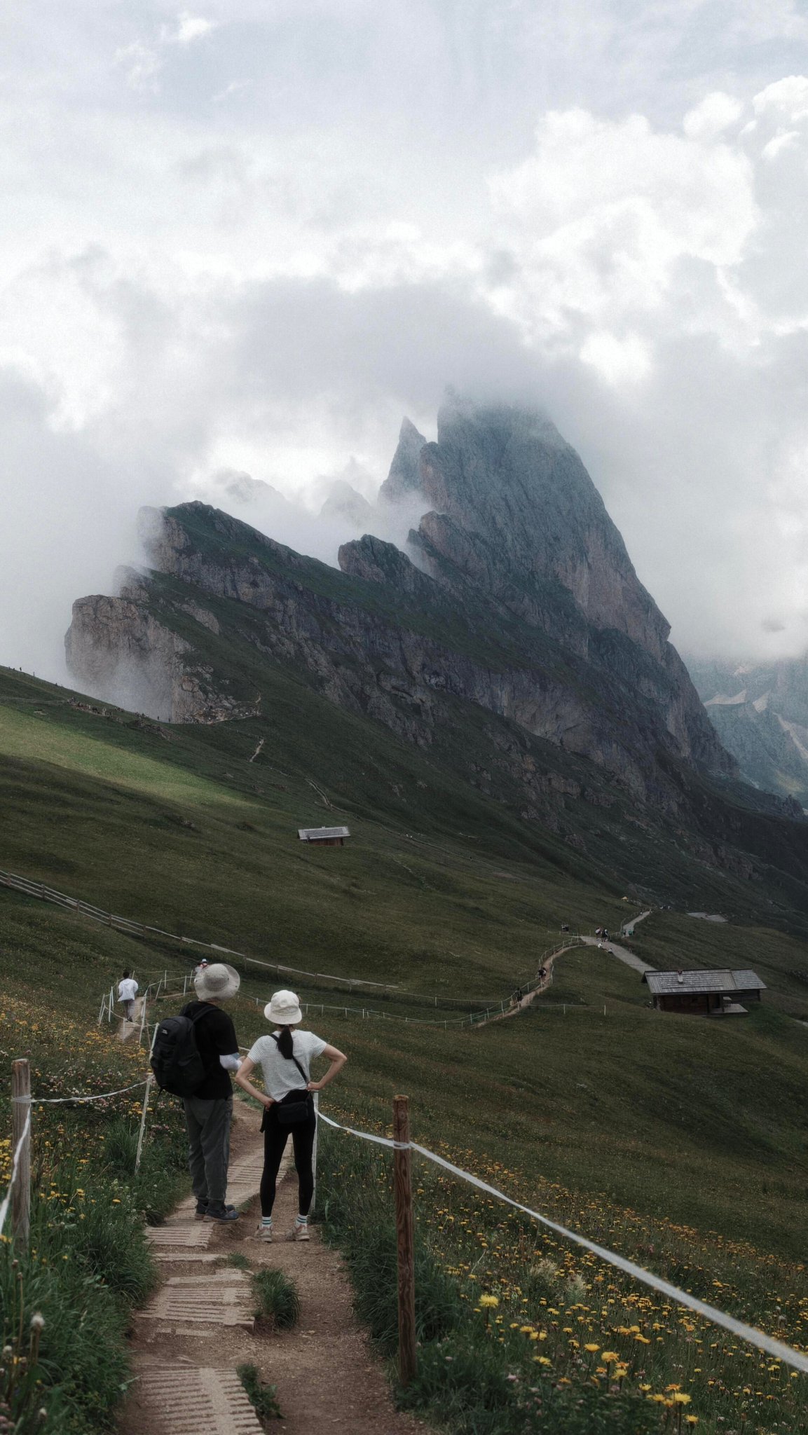 刀锋山Seceda｜阴天浓雾版，也算一种独特体验