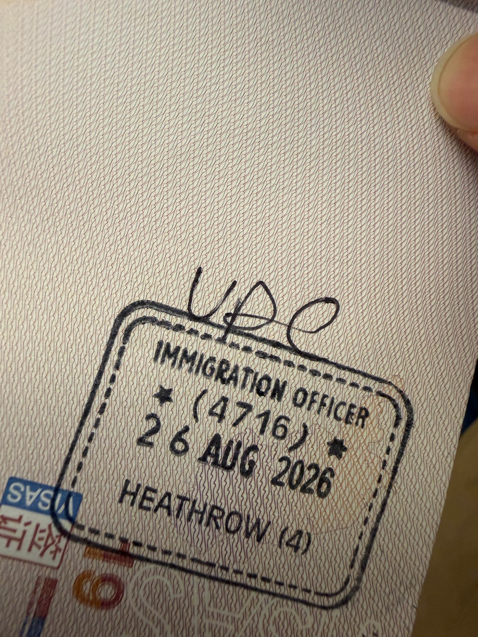 英国入境｜Officer边查证边提问，1分钟完事，这些回答模板提前准备好