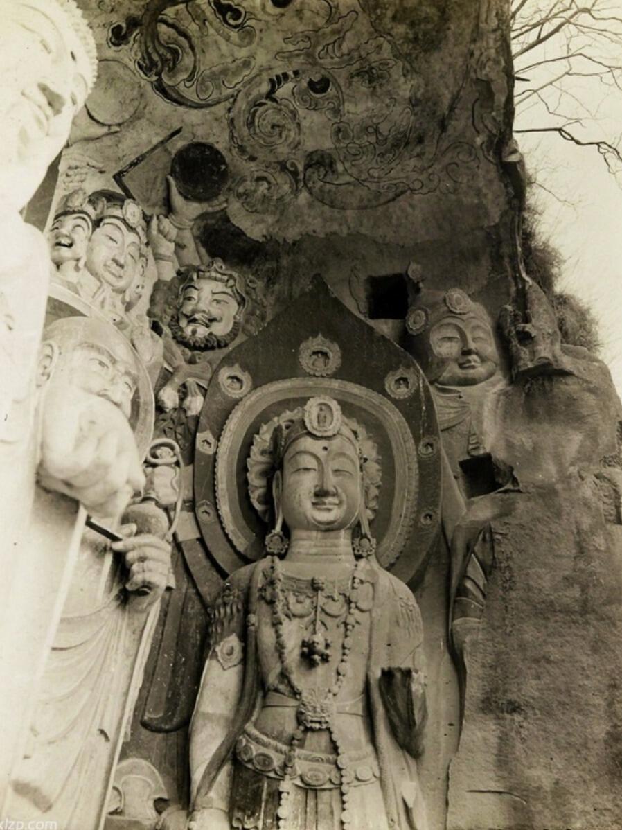 一位法国摄影师拍下的未损毁的广元千佛崖｜谢阁兰1914年的珍贵影像