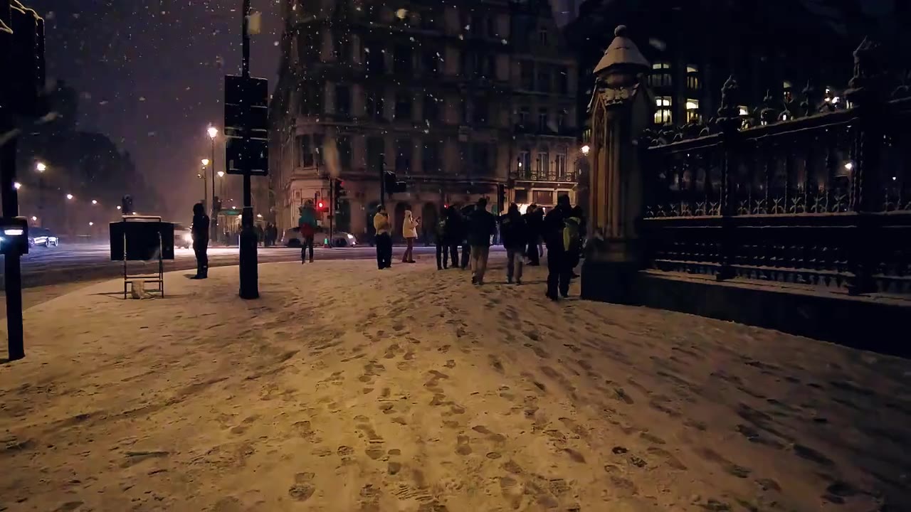 雪天的伦敦是回忆的录像带