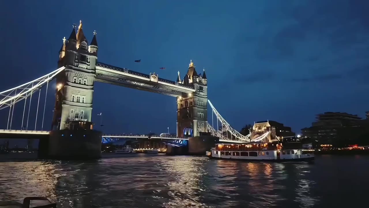 你说你讨厌我，于是我来到了你永远到不了的地方