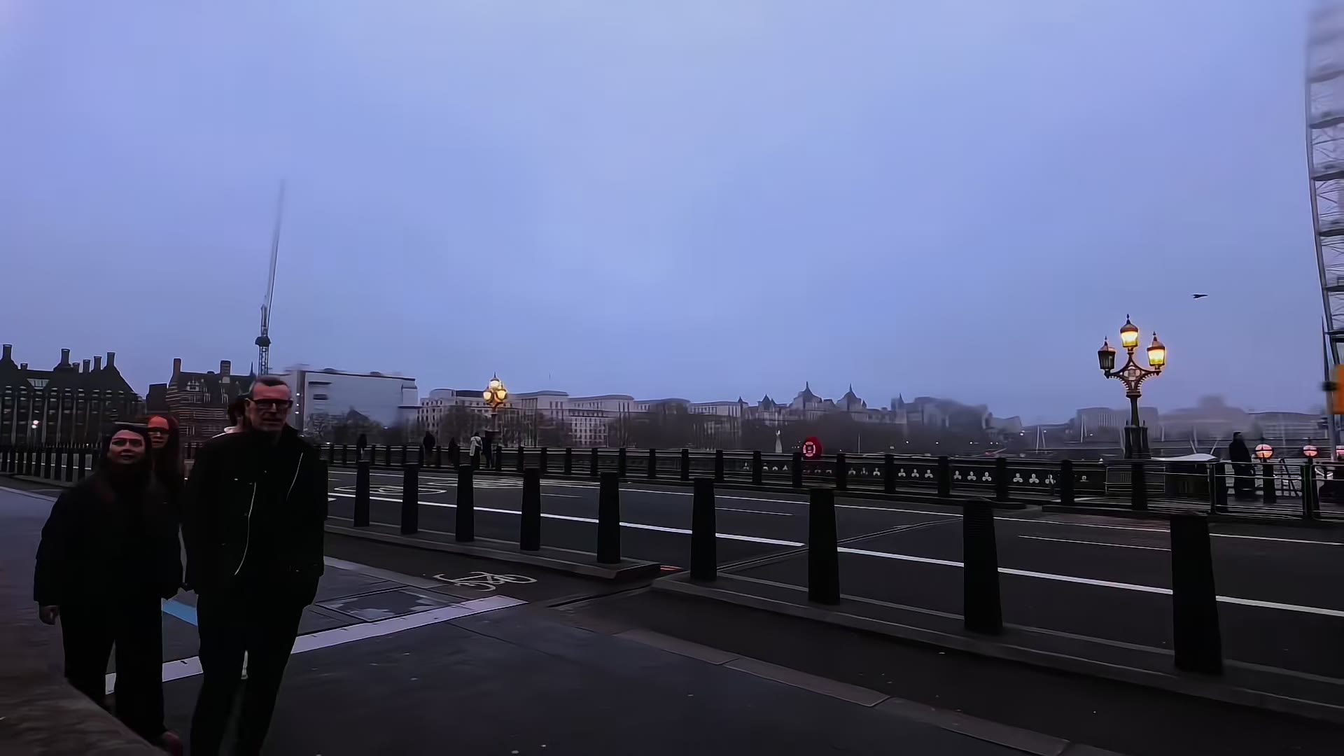 我再也不嘴硬了，我好想你