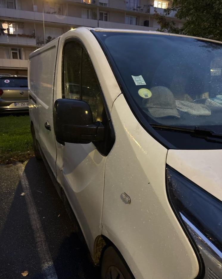 【Val-de-Marne（94省）】提供搬家、机场接送及垃圾处理服务