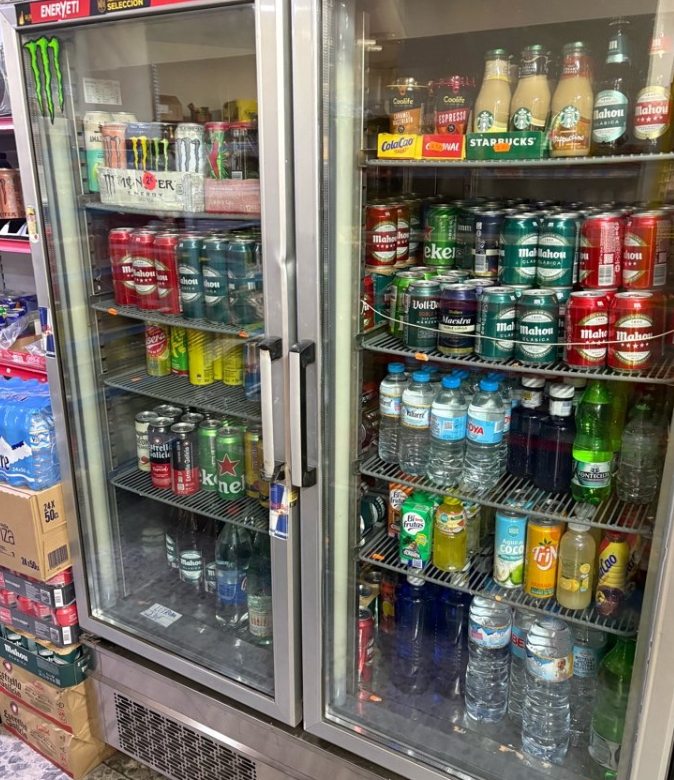 【马德里】糖果店和水果店关门，设备折扣处理