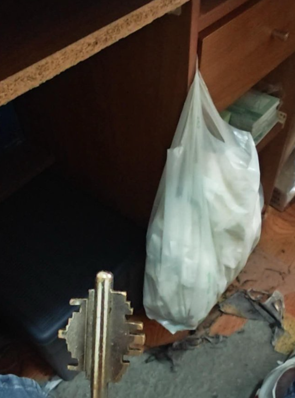 【普拉托】专业维修锁具、卷帘窗及更换玻璃