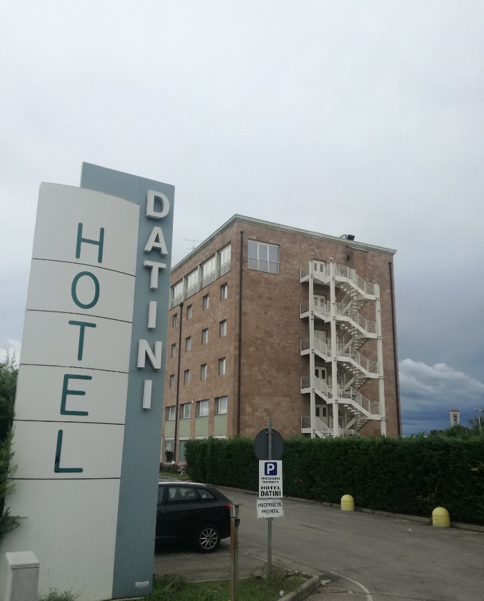 达蒂妮酒店