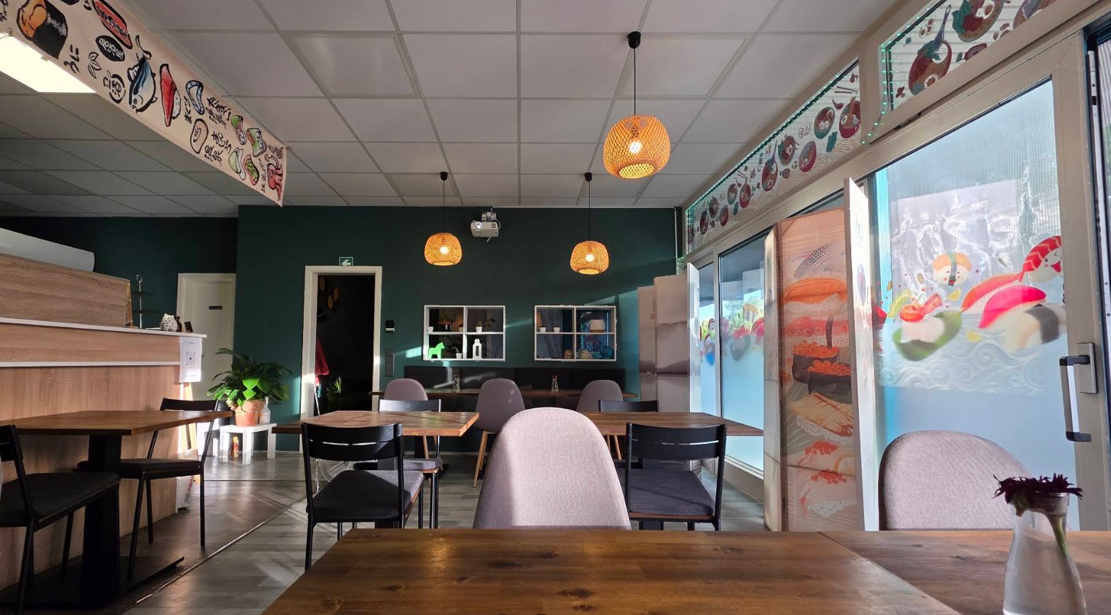 Yezi Sushi & Ramen - Japanese Family Kitchen
