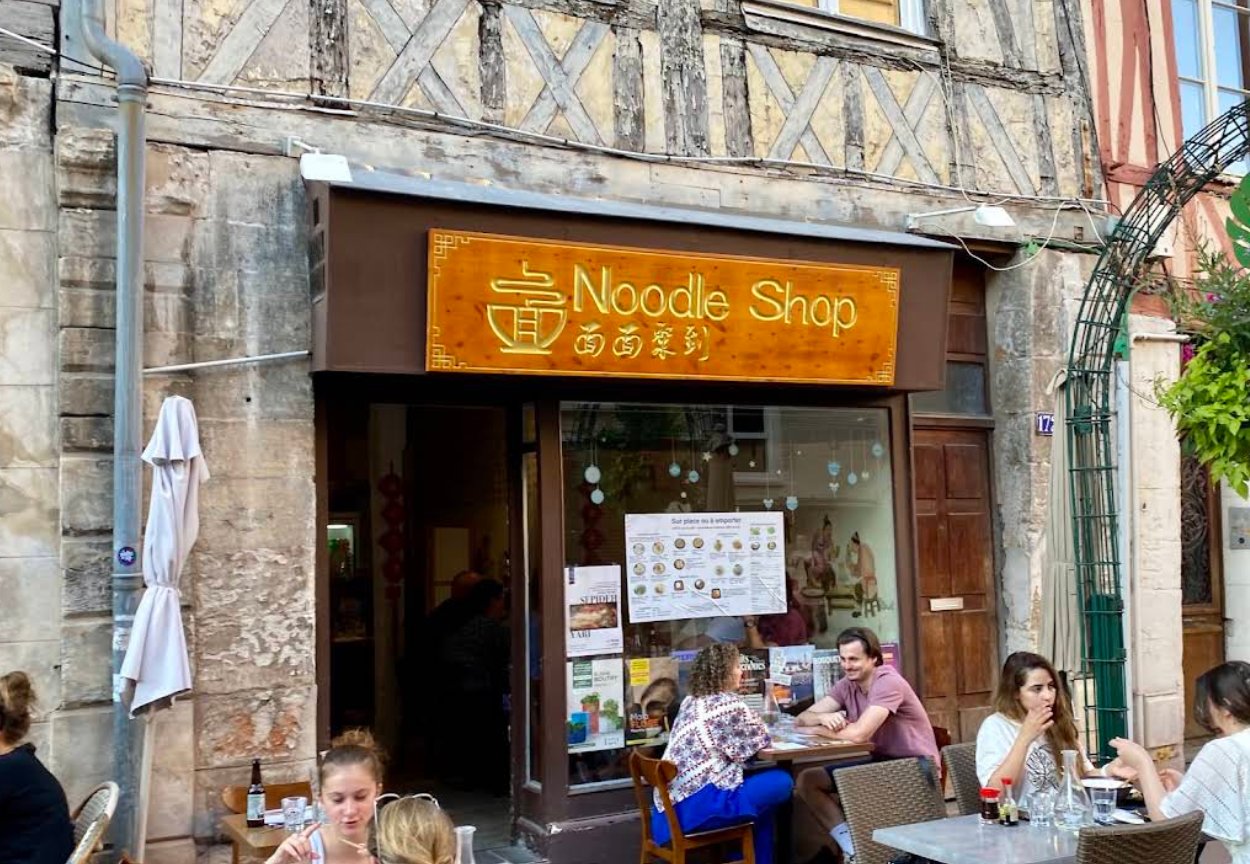 Noodle shop
