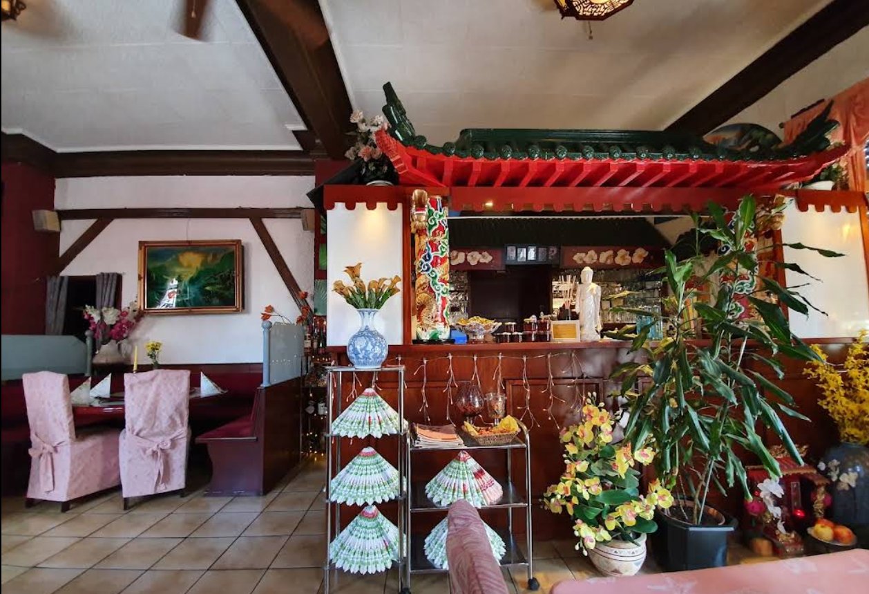 China-Restaurant Gold Flower