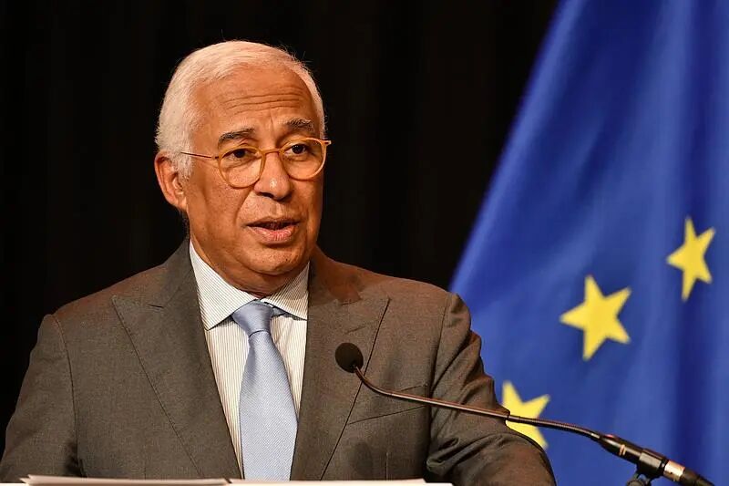 欧盟与英国关系回暖：欧洲理事会主席与英国新首相通话，敲定年内峰会