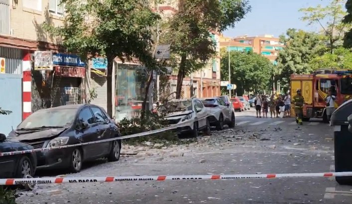 西班牙格拉纳达发生4.8级地震，多地车辆和建筑受损