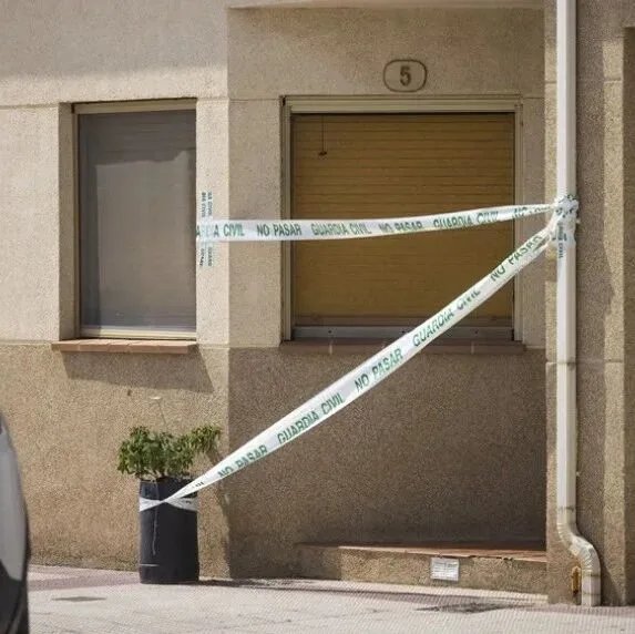 【欧浪】西班牙农业工会前秘书长夫妇家中身亡 遗体发现暴力痕迹