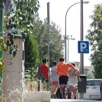 马德里要求中央政府加快遣返部分未成年移民：134宗申请至今无一办结