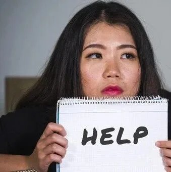 中国女孩在意大利被蜱虫叮咬感染莱姆病，网上求助引关注
