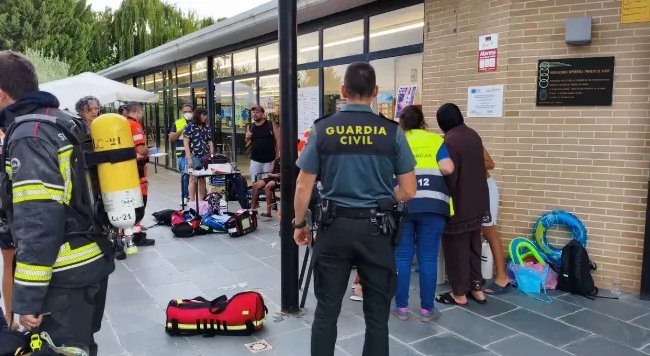 西班牙一体育中心发生氯气中毒事件 11人受影响两名儿童伤势较重