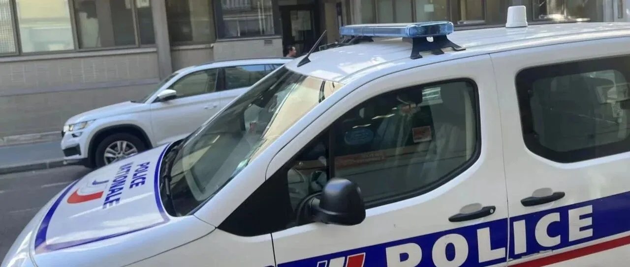 大巴黎Aubervilliers发生极端家暴案：华裔女子遭伴侣街头暴打至昏迷