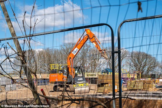 英国预算责任办公室：工党150万套住房目标将缺口50万套