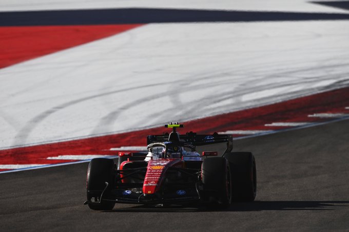 F1奥斯汀站二练：勒克莱尔全场最快 汉密尔顿抱怨赛车稳定性