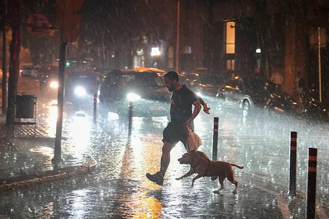 西班牙本周末天气剧变：两个DANA或带来暴雨 海上积攒大量能量