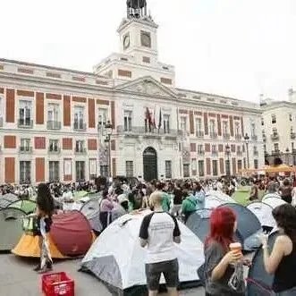 西班牙住房抗议蔓延至巴塞罗那，租户团体要求推出无限期租约