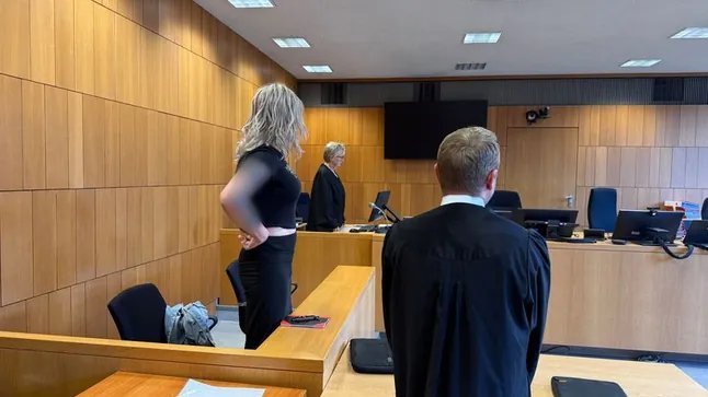 德国女警强奸14岁少女被判三年半 达成认罪协议后仍提出上诉