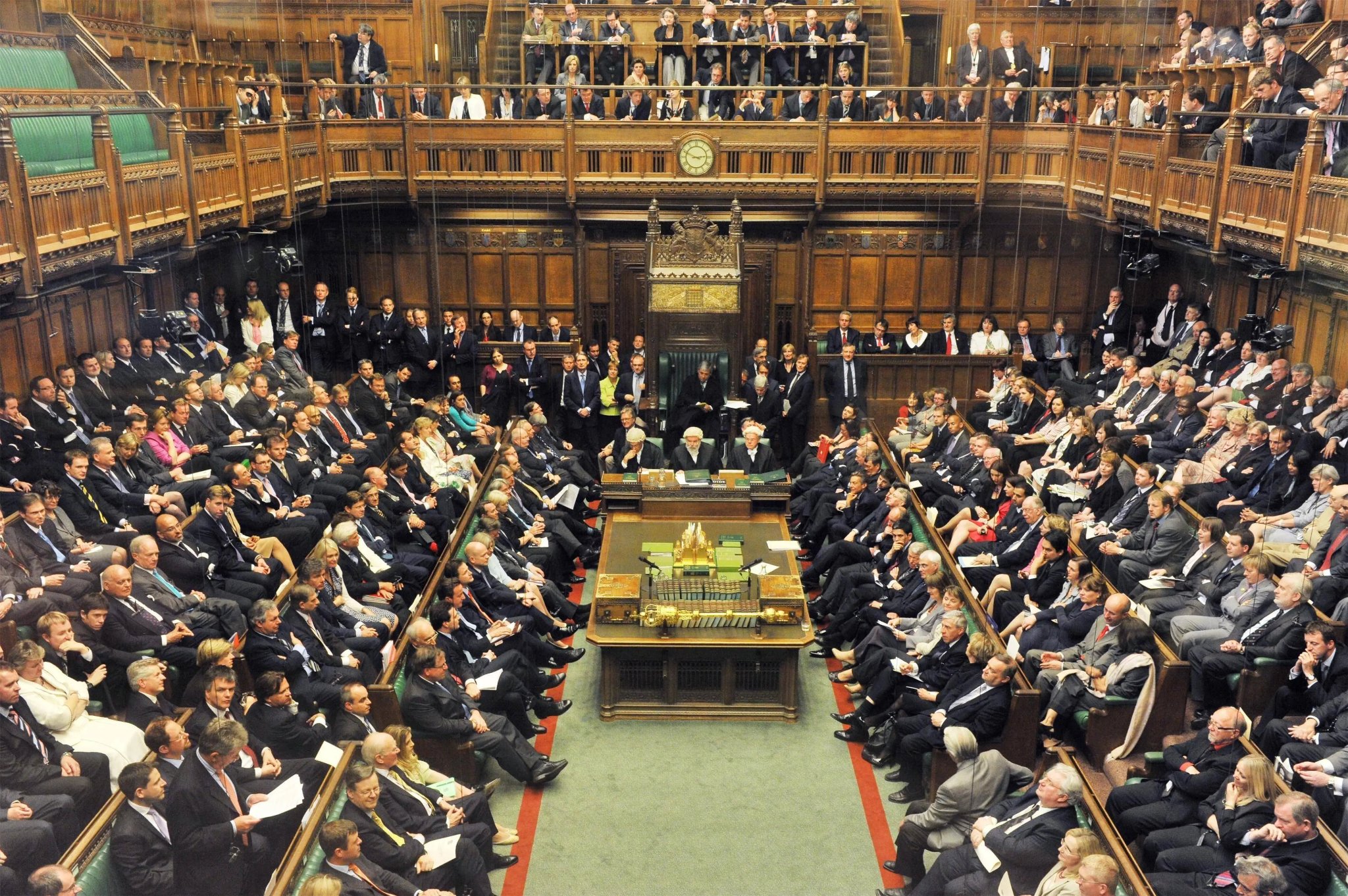 英国政府推出“重塑英国”新政框架：三大工作组聚焦生活成本、公共管控与社区复兴